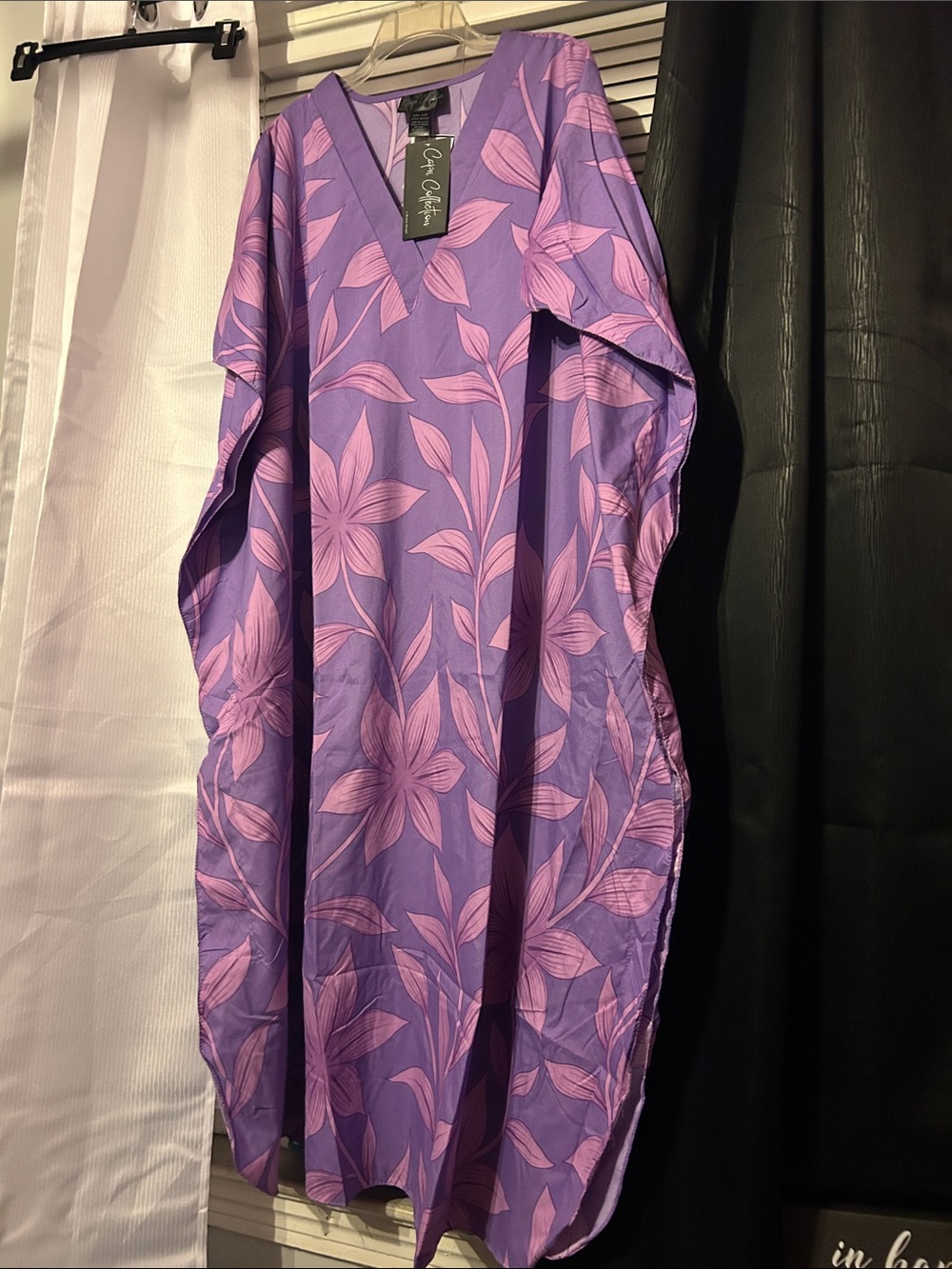 Floral V-Neck Caftan Dress in Purple and Pink